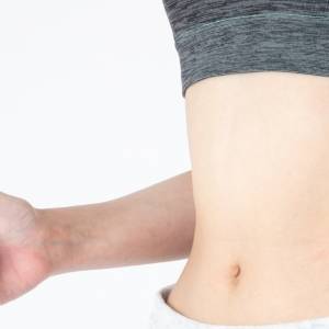 腹筋だけじゃダメ？【効率派がこっそりやっている】全身まるごと引き締めエクササイズ