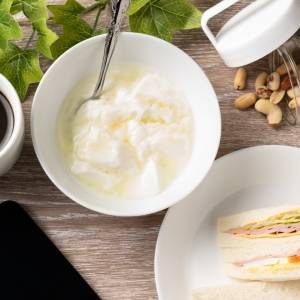 【朝のヨーグルト×コーヒー】は要注意？冷え・だるさを防ぐ腸がよろこぶ食べ方を管理栄養士が解説