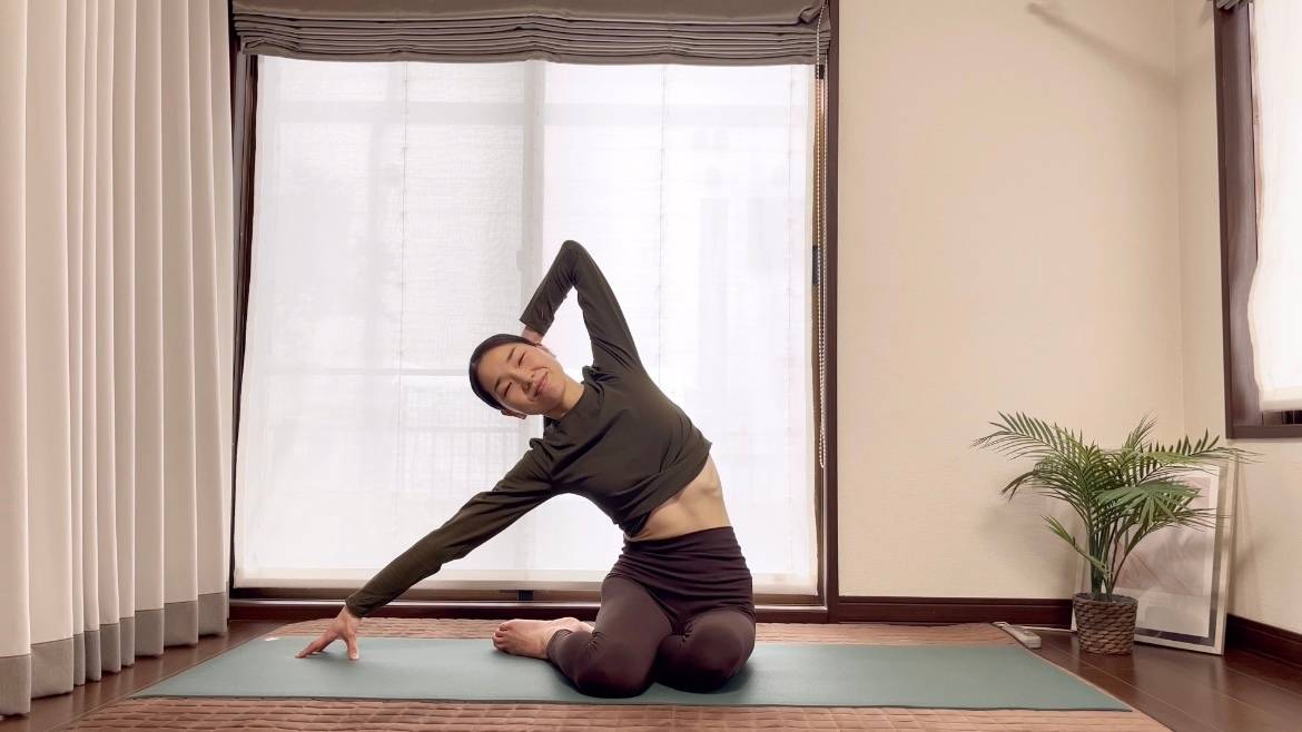 体側ストレッチ