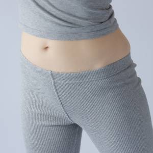 腸腰筋を伸ばすと股関節がふわっと軽くなる！歩く力を高めて骨盤を支える「1分ストレッチ」