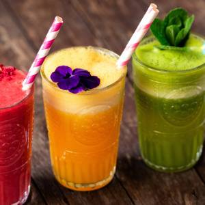 朝、スムージーを飲まない方がいい人の4つの特徴を管理栄養士が解説