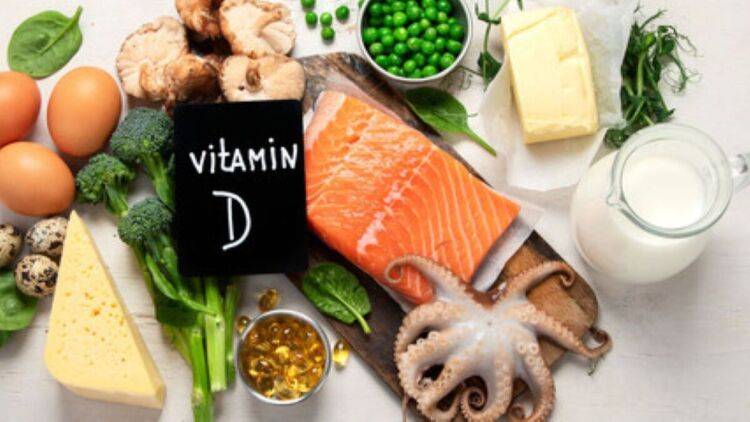 ビタミンD不足を防ぐ!朝、おにぎりに入れたい意外な食材とは?|管理栄養士が解説