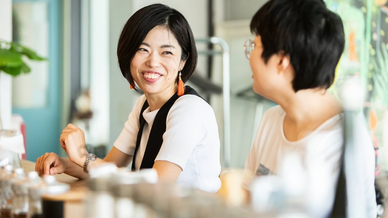  私たちはいつまで「若さ」を競うの？ 40代からの、戦わない美しさ【#40代のリアル】 