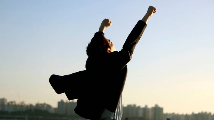 45歳で「心が折れる人」と「もう一花咲かせる人」の決定的な違いとは?臨床心理士解説