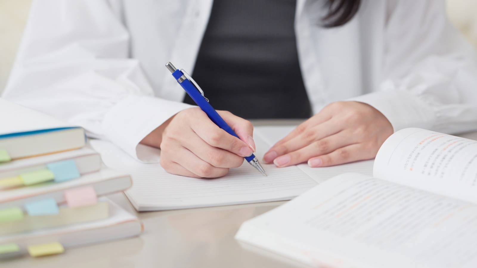  「女性は採用しません」と言われた産婦人科医が語る、キャリアを守り抜く覚悟とは【経験談】 