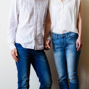 「みんな我慢していると思ってた」性的関係が苦痛だった女性たちが友情結婚にたどり着くまで