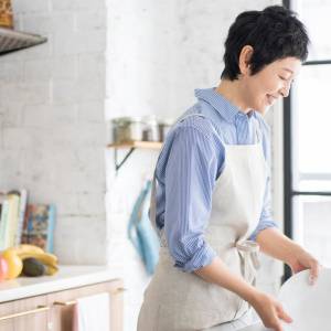 疲れやすいのは姿勢のせい？！【メディカルトレーナーが実践】ラクな食器洗いのポイント