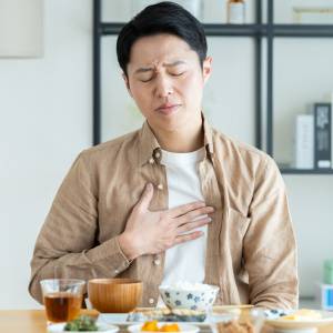 実は消化の負担に？医師が「体調が悪い時」にあえて食べない、世間で体に良いとされる食べ物