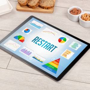 食べ過ぎた翌日、医師がこっそり実践している「24時間の食事調整」