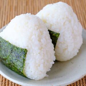 マグネシウム不足を防ぐ！朝、おにぎりに入れたい意外な具材とは？｜管理栄養士が解説