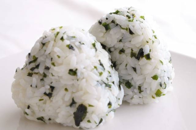 わかめおにぎり
