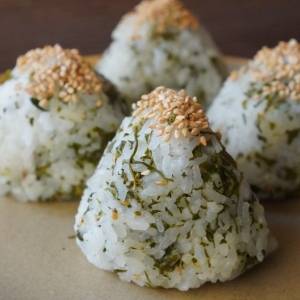 春のイライラ・不安定に！マグネシウム不足を防ぐ「おにぎりにプラスしたい具材」とは？【管理栄養士が解説】