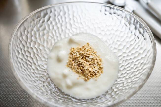 オートミールのせた