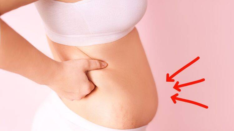 【ぽっこりお腹は背中の硬さが原因かも？】姿勢が整って下腹が引き締まる「側屈ストレッチ」