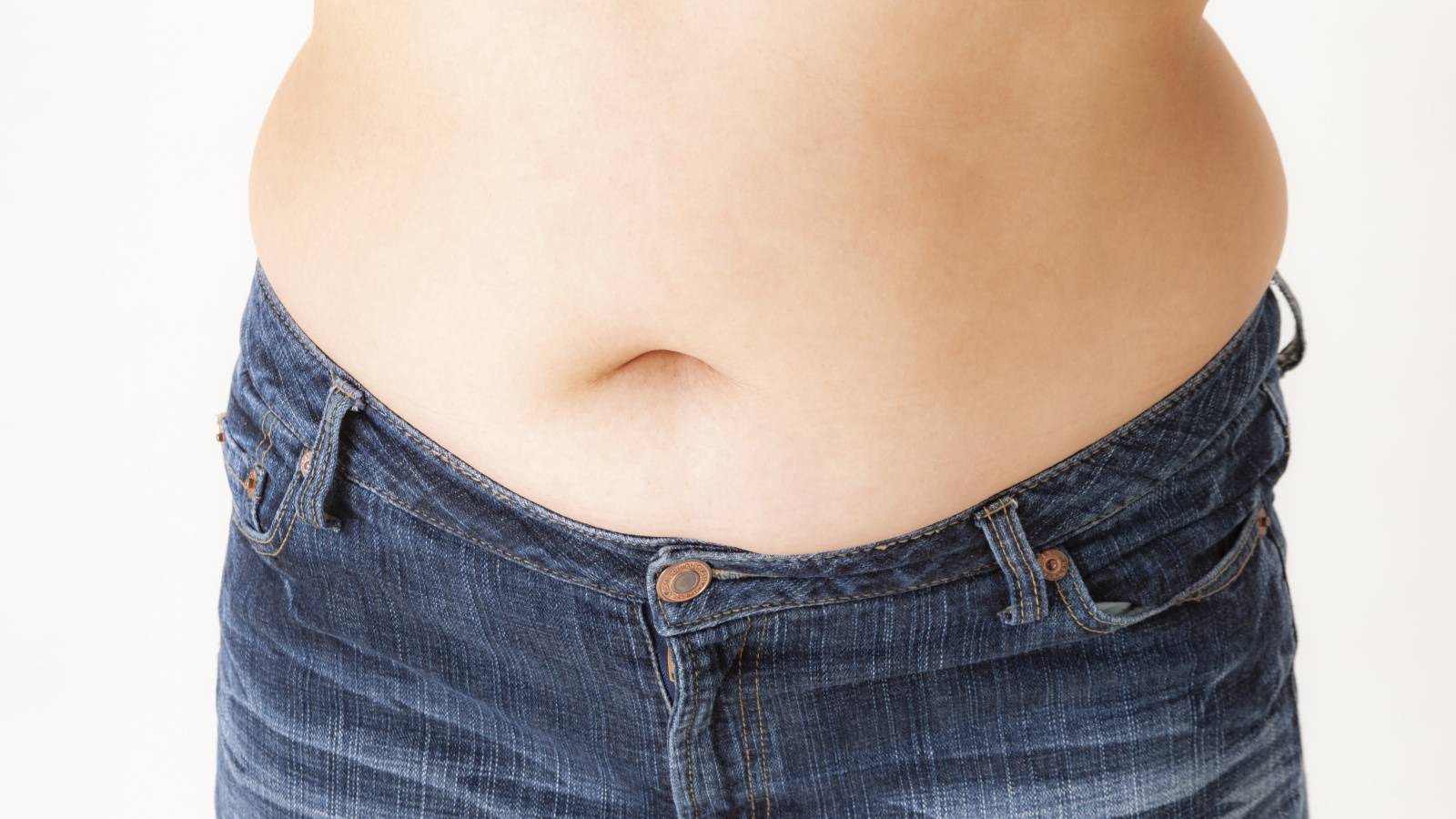  たったこれだけでお腹がぺたんこに!?【40代50代が腹筋より前にすべきこと】下半身のある部分を伸ばすだけ 