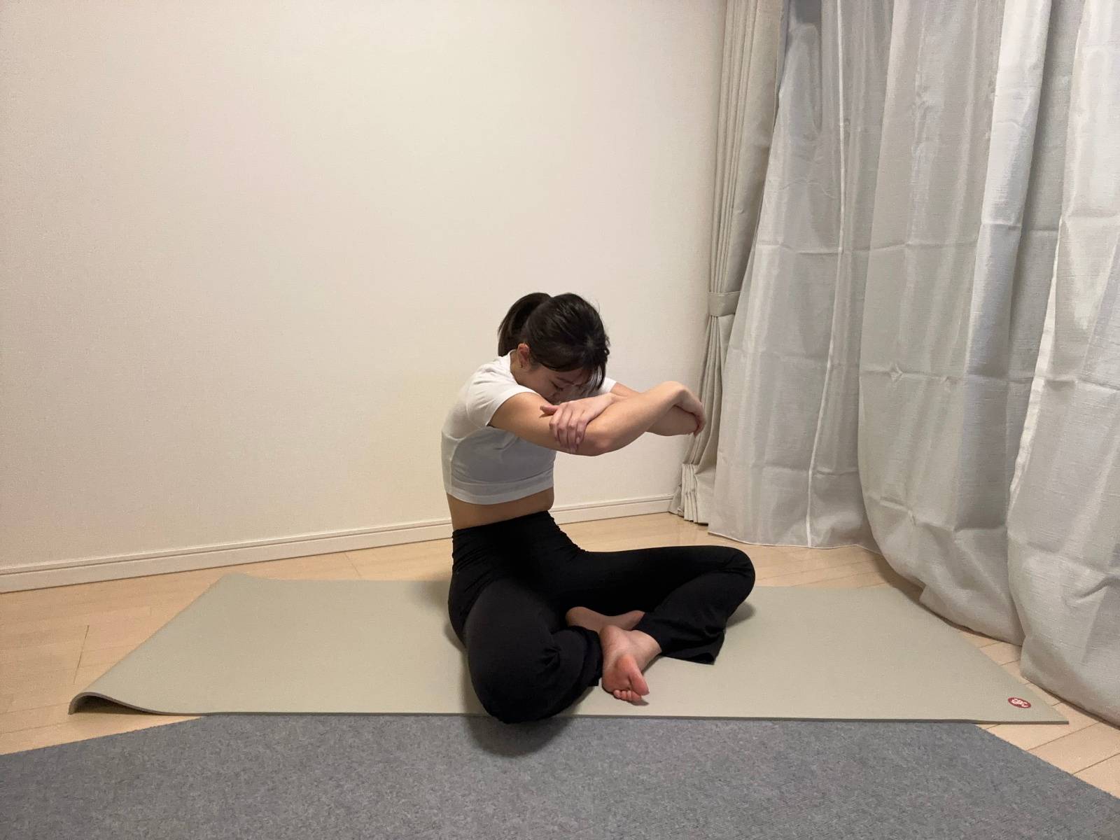 背中のストレッチ