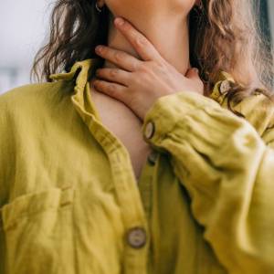 「レントゲンは問題なしなのに、呼吸がしづらい…」医師が教える、意外すぎる原因とは？