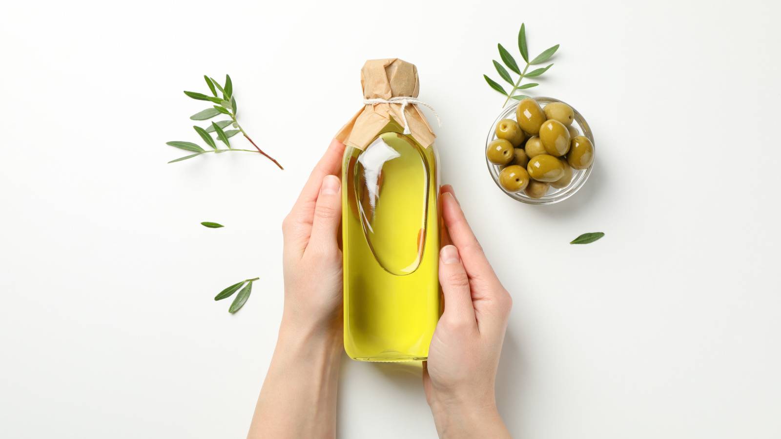 「オリーブオイルで揚げ物はNG？」実は誤解…知らないと損する“正しい使い方”