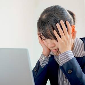 最近疲れやすいのは年齢のせい？【40代になったら意識すべき】自律神経を整える「吐く呼吸」とは