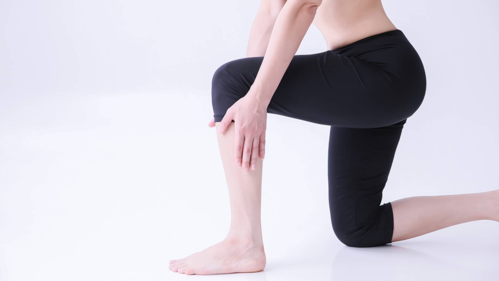 女性の体力低下は「ふくらはぎ」から始まる。下半身の土台を元気にする椅子でできるエクササイズ