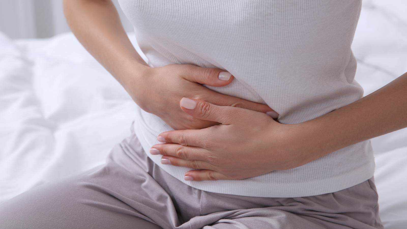  ガチガチの腸が動き出す！ゲンコツで溜まったモノを流す最強メソッド 