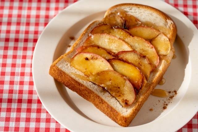 りんごトースト