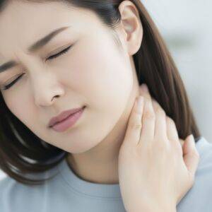 〈太りやすい人の共通点〉首の付け根がガチガチの人は要注意！太りやすい原因を根本解決する３つの動き