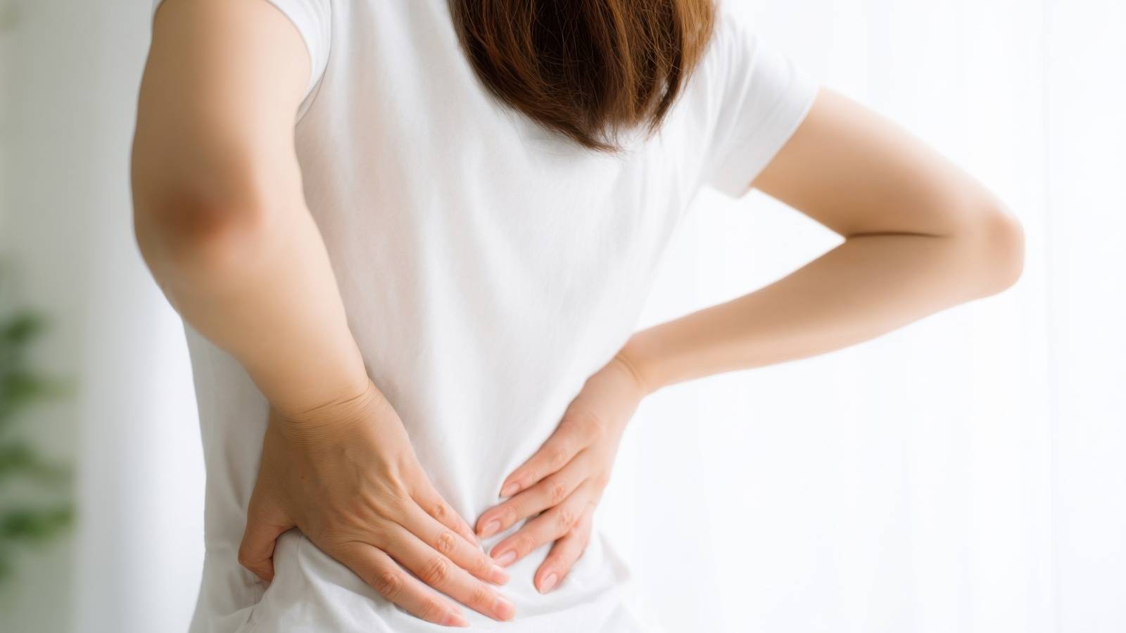 「寝ても疲れが抜けない…」1日1回でOK！自律神経の乱れがととのう“背骨しなやかエクサ”