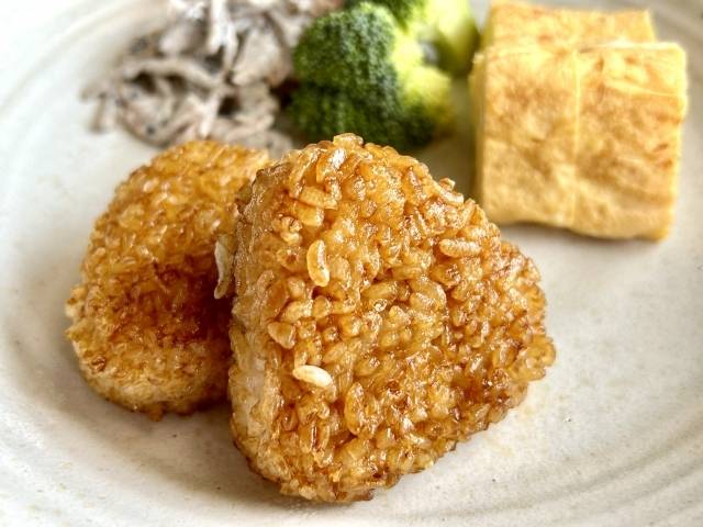 おにぎりとおかず