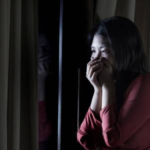 怖くなるのは心が弱いからではない【精神科医が教える】社交不安症の仕組み