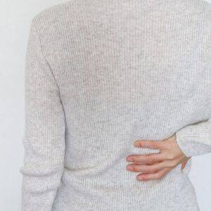 〈猫背〉肩でも背中でもない…みんなが見落としている「ある部位」を変えるとみるみる姿勢が変わる話