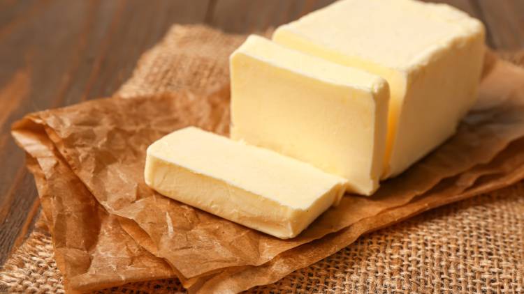 バターを使わない人へ。不足しがちな脂質を補える「意外な食材」5選｜管理栄養士が解説