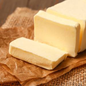 バターを使わない人へ。不足しがちな脂質を補える「意外な食材」5選｜管理栄養士が解説