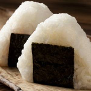 葉酸不足を防ぐ！朝、おにぎりと組み合わせると良い葉酸たっぷり食材｜管理栄養士が解説