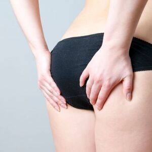 【40代のお尻】お尻と太ももの境い目がなくなる「ピーマン尻」を回避する優しい股関節ほぐし