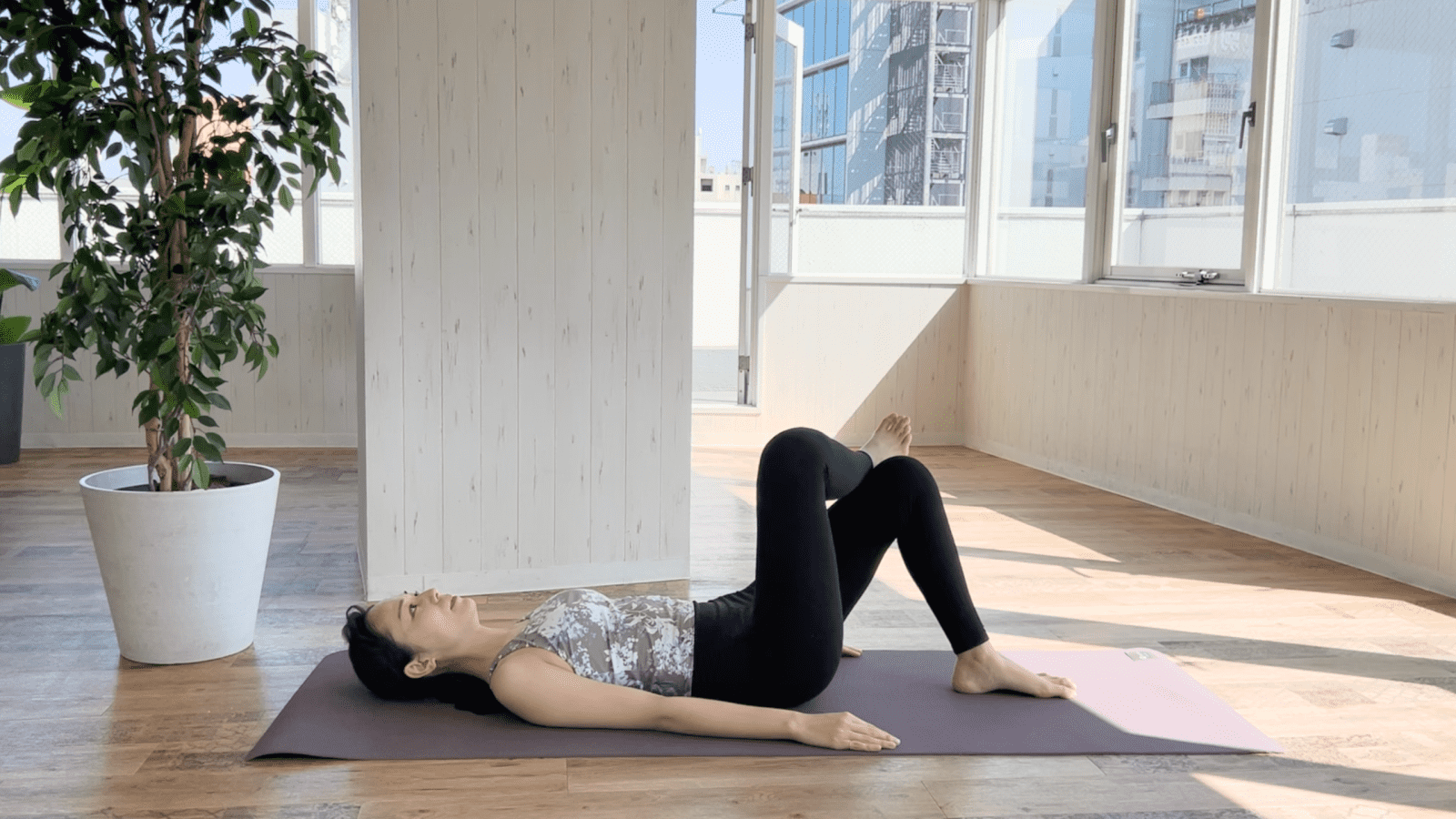 お尻のストレッチ