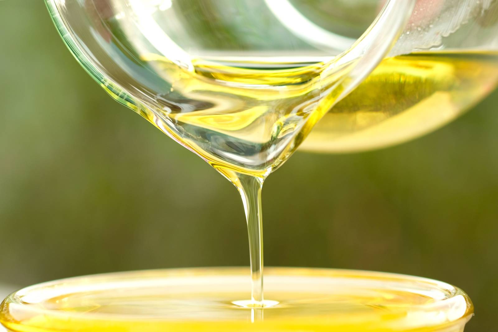 「体にいいと思ってたのに…」逆に腸内環境を悪化させる食べ物とは【管理栄養士が解説】