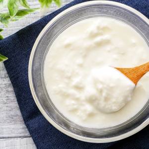 鉄不足を防ぐ！朝、ヨーグルトと組み合わせると良い鉄分食材とは？｜管理栄養士が解説