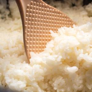 【炊飯器】保温しっぱなしはNG？時間が経ったご飯が「太りやすい理由」と解決策
