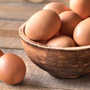 卵なしでも栄養は足りる？たんぱく質・ビタミンB群を補う代わりの食材を管理栄養士が解説