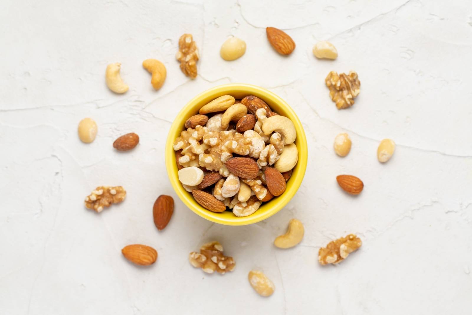 ミックスナッツ