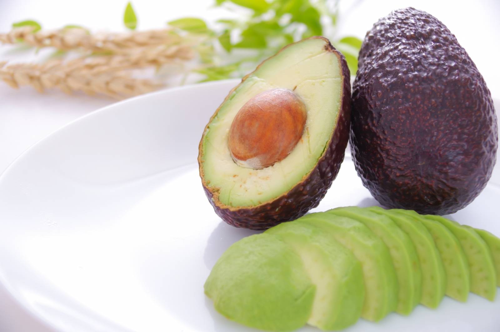 カットしたアボカド