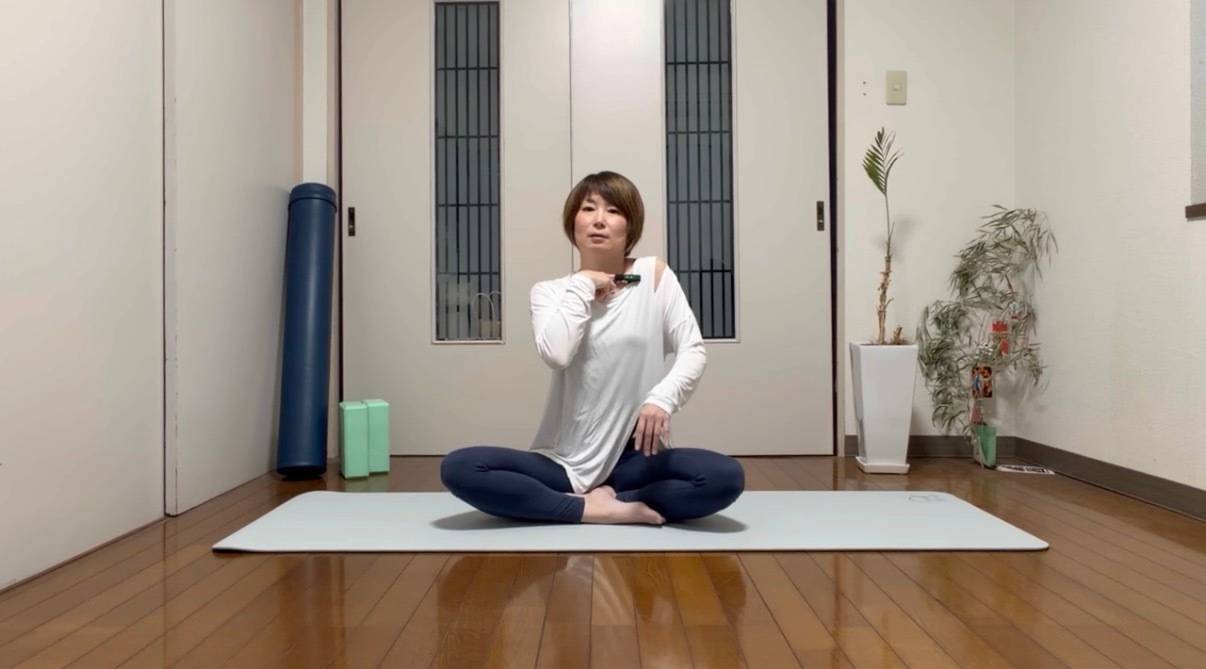 鎖骨ほぐし