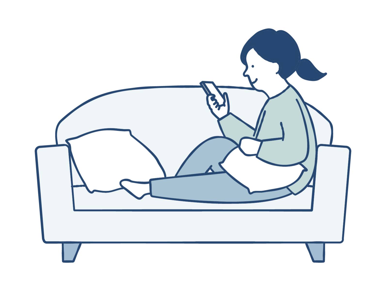 ソファでのんびりの女性