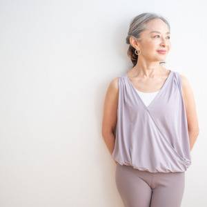 「学ぶ」は「魔法」。63歳のヨガ講師、ピラティスで“教わる側”に戻って思うこと｜連載 #60代のリアル