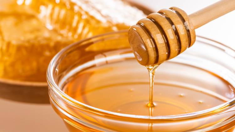 【はちみつ】健康に良いはずが…加熱すると逆効果？絶対に避けるべきNGな使い方｜管理栄養士が解説