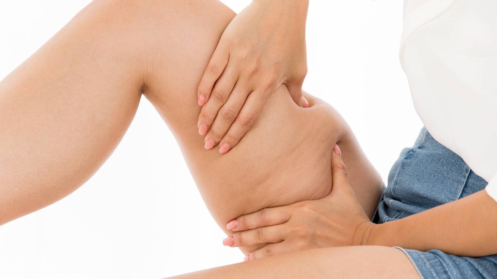  【内ももが３日ですっきり！】1日10回でOKの「ワイドスクワット」 