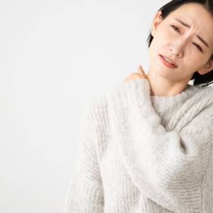 『筋肉痛が抜けない』年齢とともに筋肉の回復が遅くなる理由｜“守るための変化”だと研究で判明