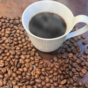 「飲むとお腹がゴロゴロする」腸を乱すコーヒーのNG飲み方｜管理栄養士が解説