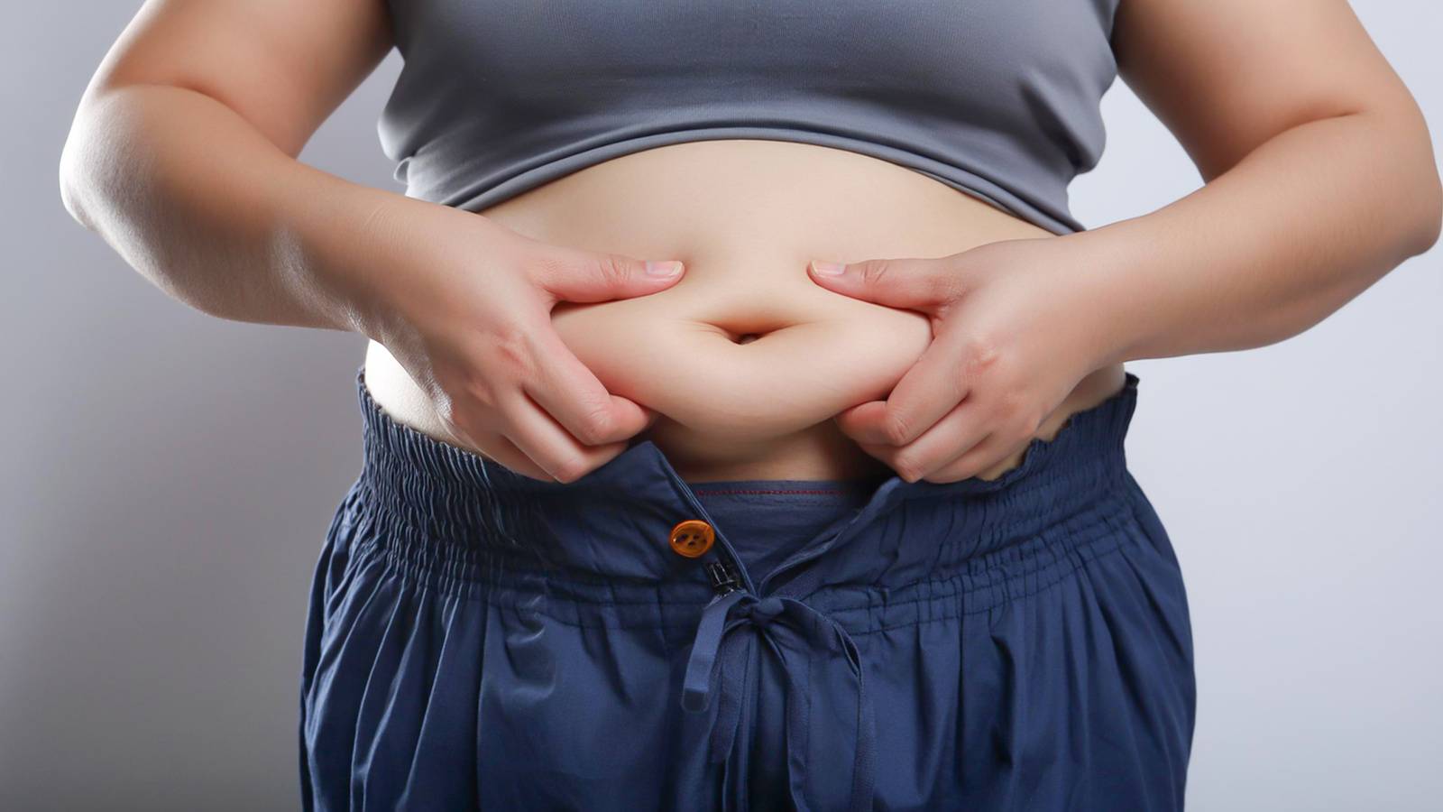 下腹ぽっこりは「脂肪の蓄積」ではなかった！女性に多い原因とぽっこりお肉が消えるトレーニング